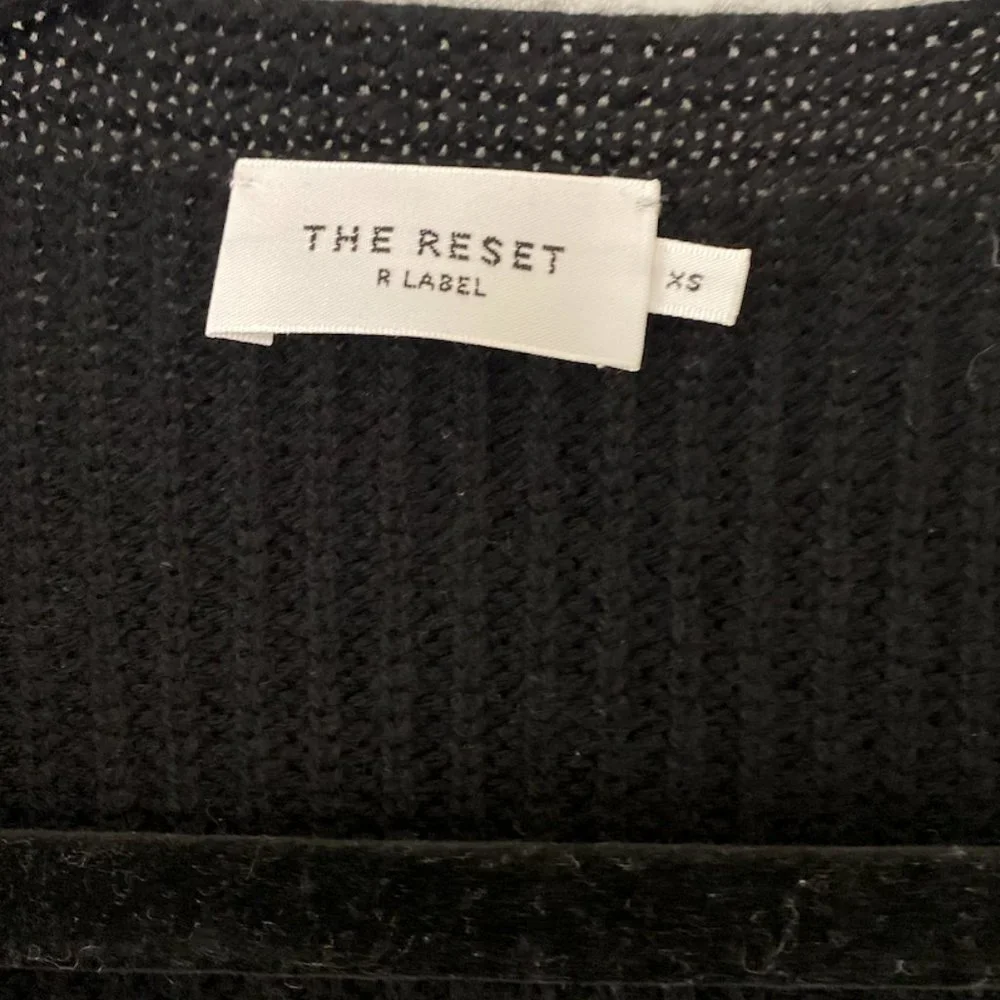 The Very V Sweater -Size XS - Picture 5 of 5